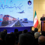 مسعود پزشکیان در آیین گرامیداشت هفته حمل‌ونقل. تهران؛ وزارت راه و شهرسازی ، 29 آذر 1404