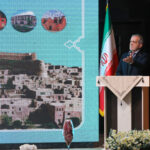 مسعود پزشکیان در جریان سفر به استان خراسان جنوبی و در دیدار با فعالان این استان از اهمیت فهم مرز تخصص گفت. خراسان جنوبی، 27 آذر 1404